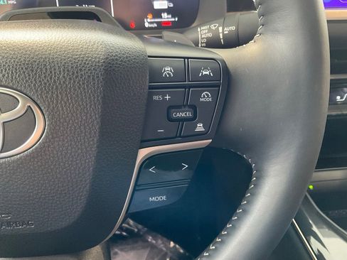 Certified 2024 Toyota Crown Platinum AWD/4WD image 11