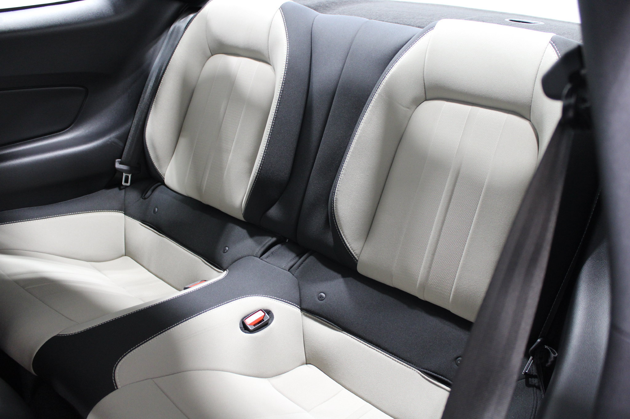 Used 2021 Ford Mustang GT RWD image 16