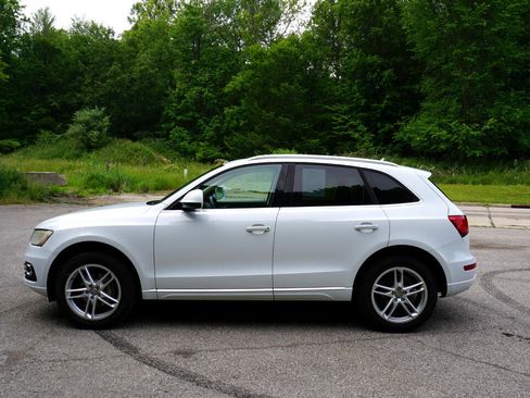 Used 2016 Audi Q5 2.0T Premium Plus image 2