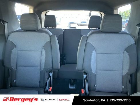 Used 2023 Chevrolet Traverse LT AWD/4WD image 25
