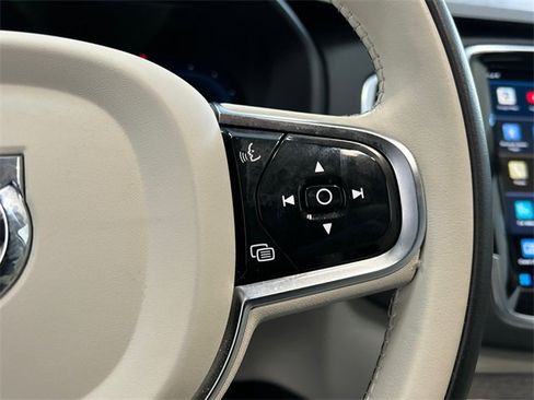 Certified 2024 Volvo XC90 T8 Ultimate w/ Protection Package image 14