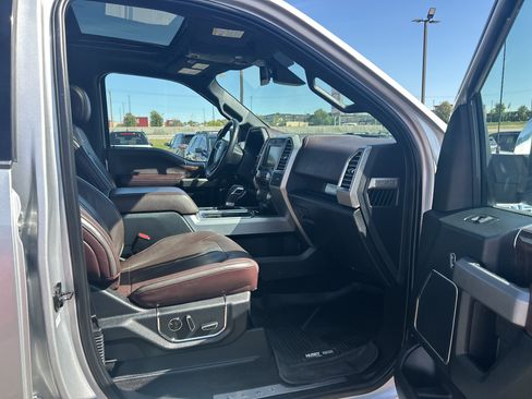 Used 2015 Ford F150 Platinum w/ Max Trailer Tow Package AWD/4WD image 7