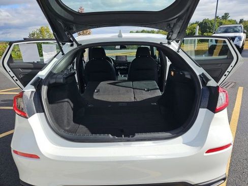 Used 2023 Honda Civic Sport image 25