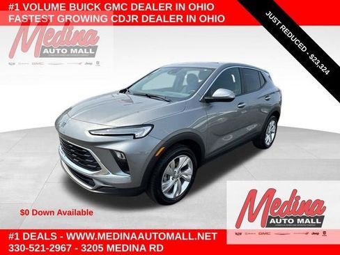 Used 2024 Buick Encore GX Preferred AWD/4WD image 1