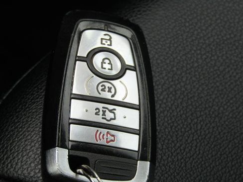 Certified 2020 Ford Fusion SEL FWD image 22