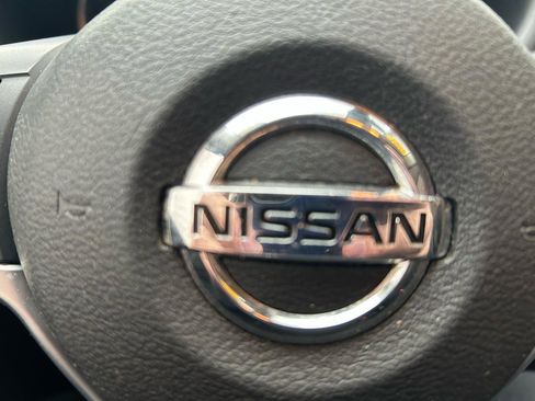 Used 2021 Nissan Kicks S image 18