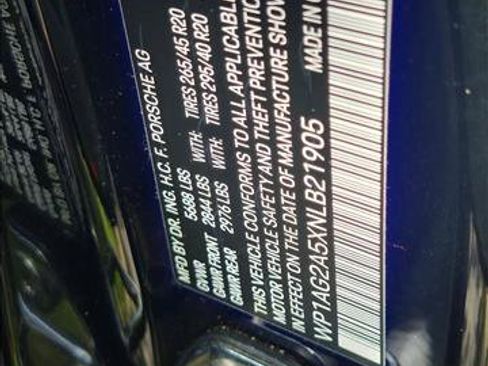 Used 2022 Porsche Macan S AWD/4WD image 23
