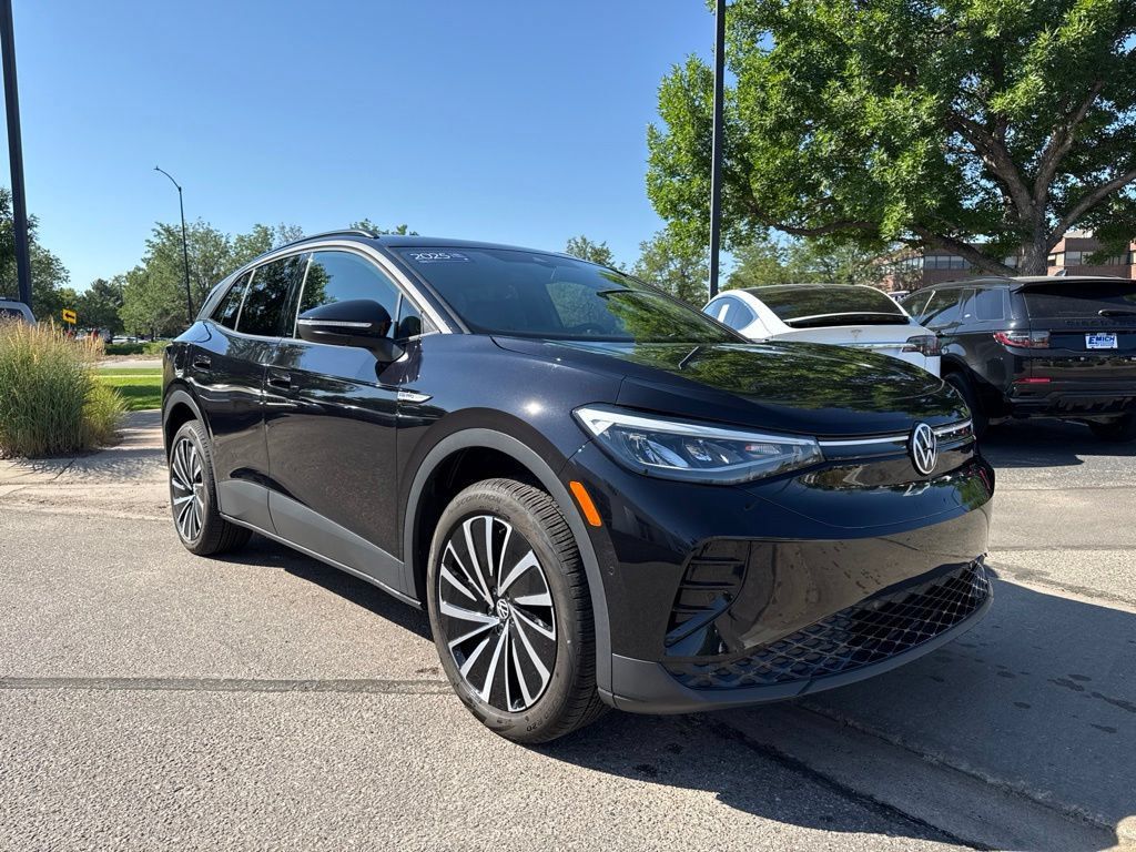 Certified 2025 Volkswagen ID.4 Pro AWD/4WD image 7