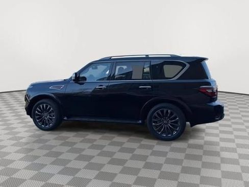 Used 2024 Nissan Armada Platinum AWD/4WD image 6