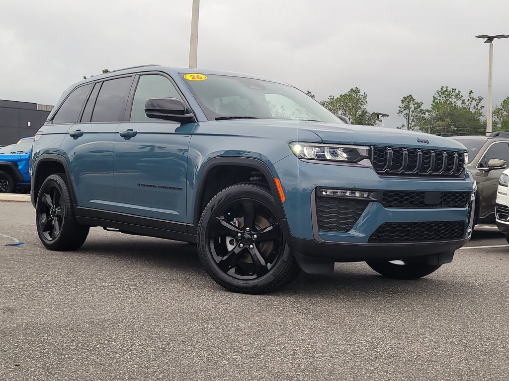Certified 2026 Jeep Grand Cherokee Limited w/ Limited Altitude Package AWD/4WD image 1