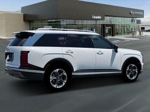 New 2026 Hyundai Palisade Limited FWD image 7