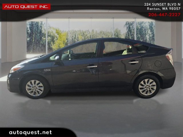 Used 2014 Toyota Prius Prime Plug-In Hybrid FWD image 8