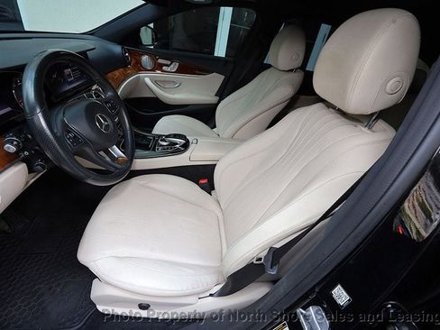 Used 2018 Mercedes-Benz E 400 4MATIC Wagon w/ Premium 2 Package (Q02) image 7
