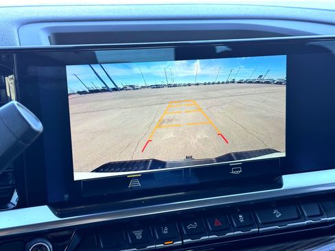 Used 2024 Chevrolet Silverado 2500 LT image 28