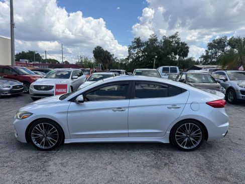 Used 2018 Hyundai Elantra Sport FWD image 5