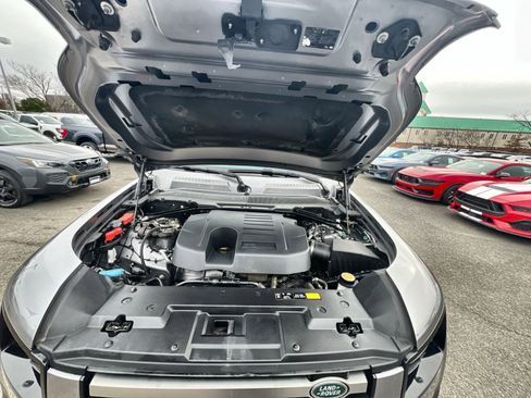 Used 2021 Land Rover Defender 110 X-Dynamic SE image 28