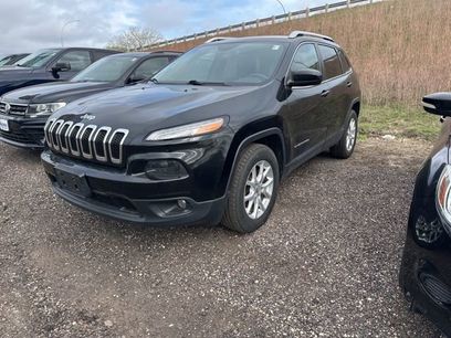 Used 2015 Jeep Cherokee Latitude w/ Cold Weather Group