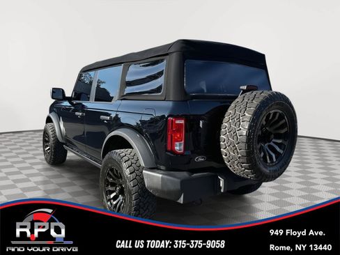 Used 2021 Ford Bronco 4-Door AWD/4WD image 3
