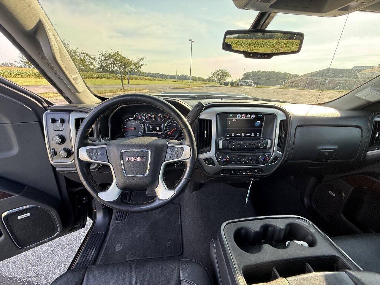Used 2019 GMC Sierra 2500 SLT w/ Duramax Plus Package AWD/4WD image 16