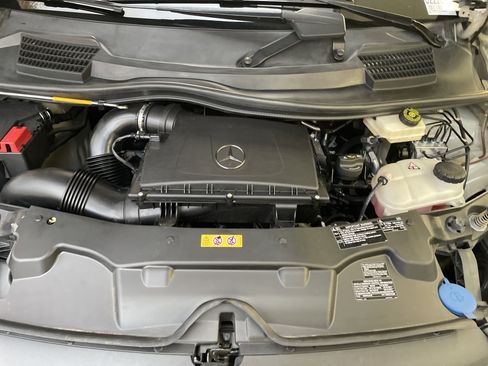 Used 2023 Mercedes-Benz Metris image 48