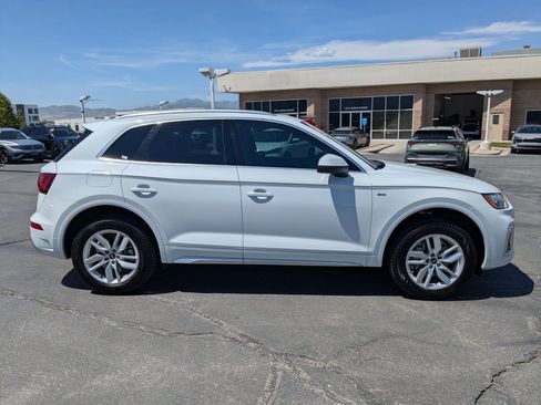 Used 2022 Audi Q5 2.0T Premium AWD/4WD image 7