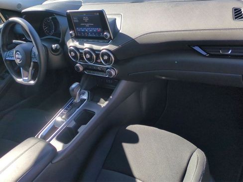 Used 2024 Nissan Sentra SV image 17