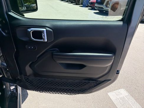 Used 2020 Jeep Wrangler Unlimited Sport AWD/4WD image 34