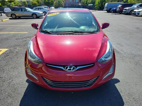 Used 2014 Hyundai Elantra Limited w/ Option Group 03 FWD image 4