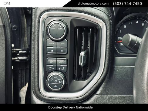 Used 2021 Chevrolet Silverado 1500 LTZ AWD/4WD image 33