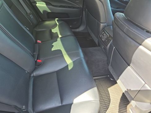 Used 2014 Lexus LS 460 AWD w/ Comfort Package image 13
