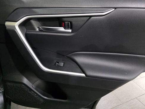 Used 2024 Toyota RAV4 XLE FWD image 12