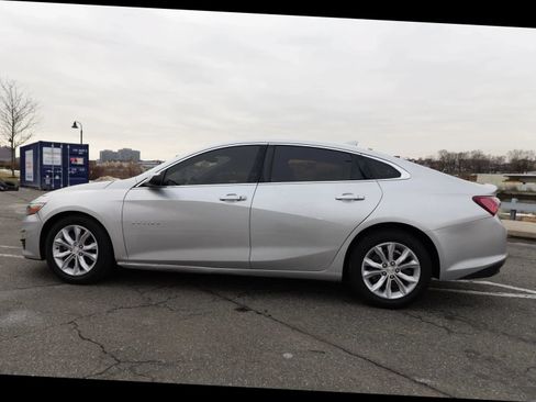 Used 2020 Chevrolet Malibu LT FWD image 5