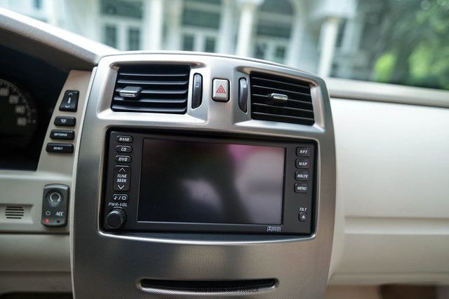 Used 2004 Cadillac XLR RWD image 29