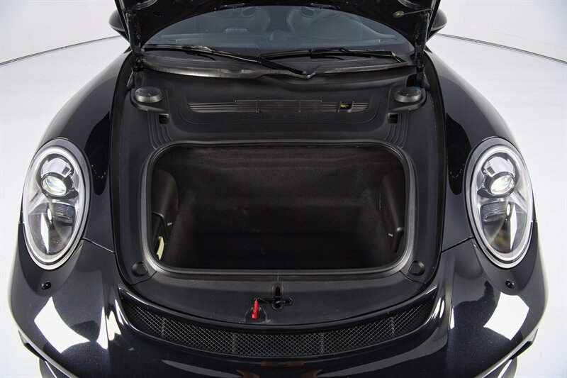 Used 2018 Porsche 911 GT3 RWD image 50