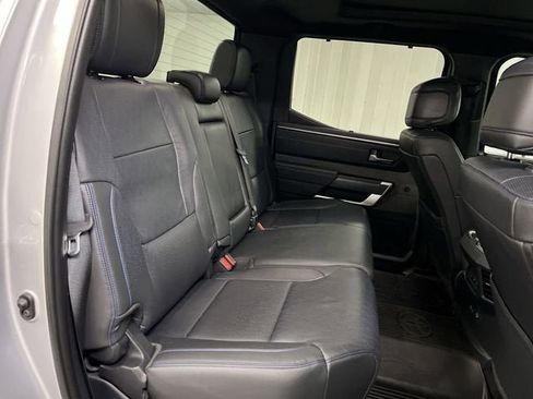 Used 2024 Toyota Tundra Platinum AWD/4WD image 27
