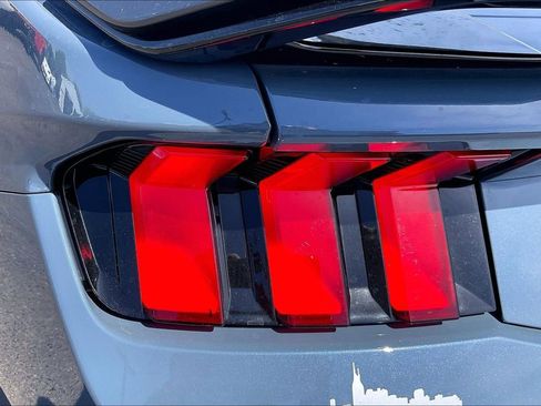 Used 2025 Ford Mustang Dark Horse RWD image 25