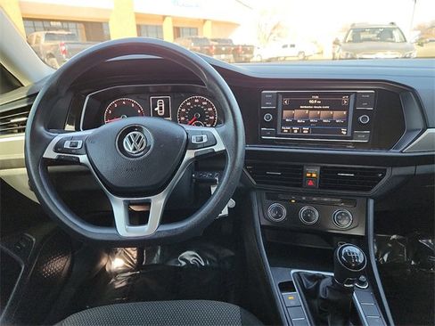 Used 2019 Volkswagen Jetta S w/ Driver Assistance Package image 11