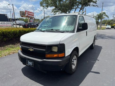 Used 2014 Chevrolet Express 2500 image 1