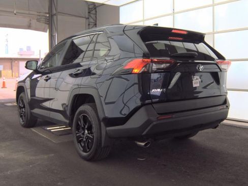 Used 2024 Toyota RAV4 XLE FWD image 9