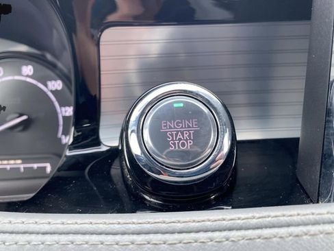 Used 2020 Lincoln Corsair AWD w/ Equipment Group 101A image 32