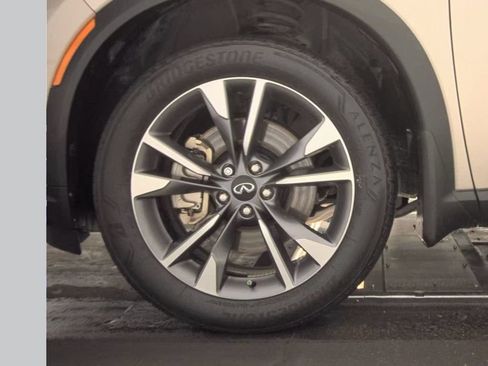 Certified 2024 INFINITI QX60 Luxe FWD image 24