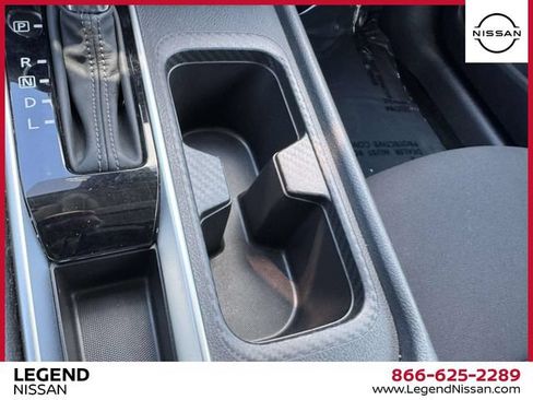 Used 2023 Nissan Sentra SV FWD image 30