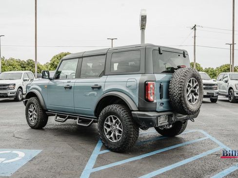 Certified 2022 Ford Bronco Badlands AWD/4WD image 5