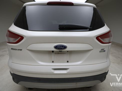 Used 2015 Ford Escape SE w/ Equipment Group 201A AWD/4WD image 3