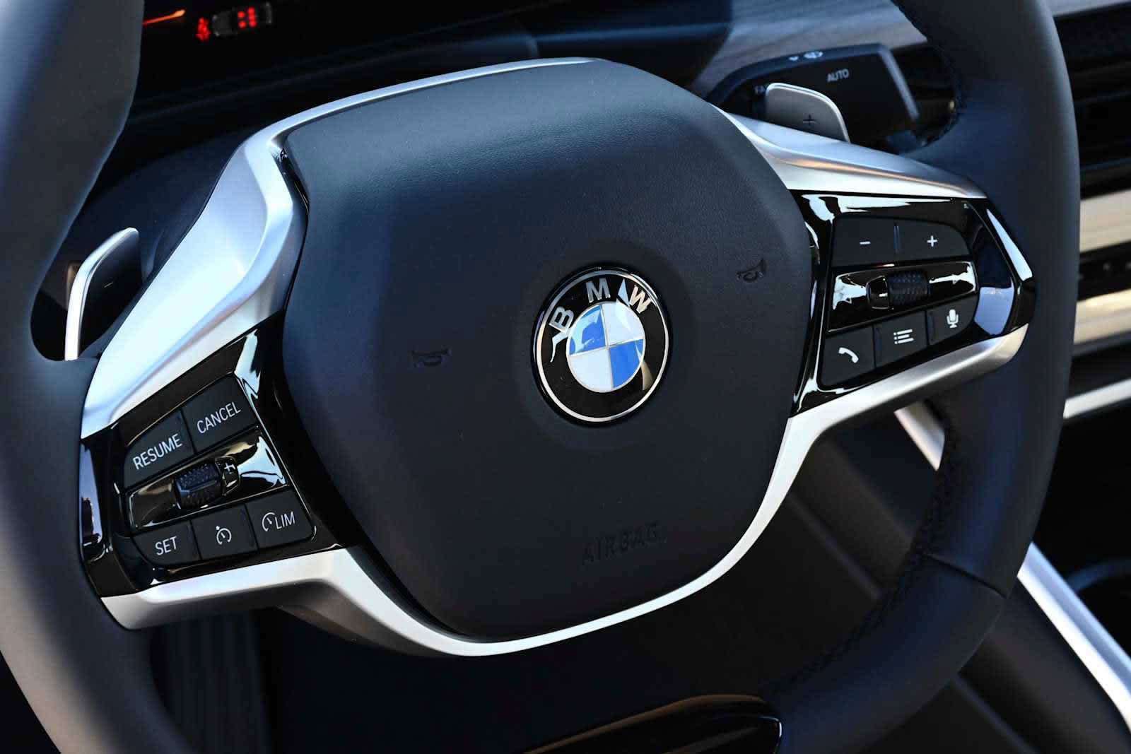 Used 2026 BMW 330i Sedan w/ Premium Package RWD image 21