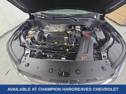 Used 2025 Chevrolet Trax LT w/ Driver Confidence Package FWD image 38