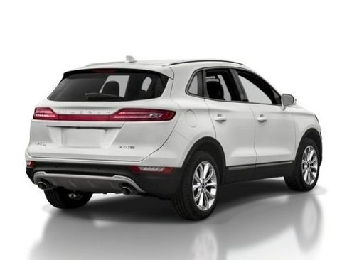 Used 2017 Lincoln MKC Premiere FWD image 2