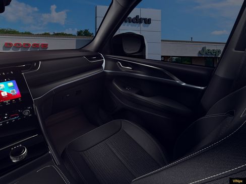 New 2026 Jeep Grand Cherokee L 4WD image 18