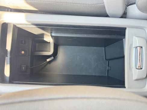Used 2014 Honda CR-V LX image 33