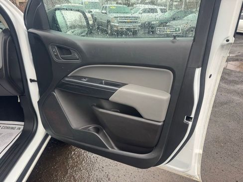 Used 2020 Chevrolet Colorado W/T w/ WT Convenience Package image 18